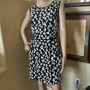 Walter Baker Black 3D Shift Dress Sz L NWT